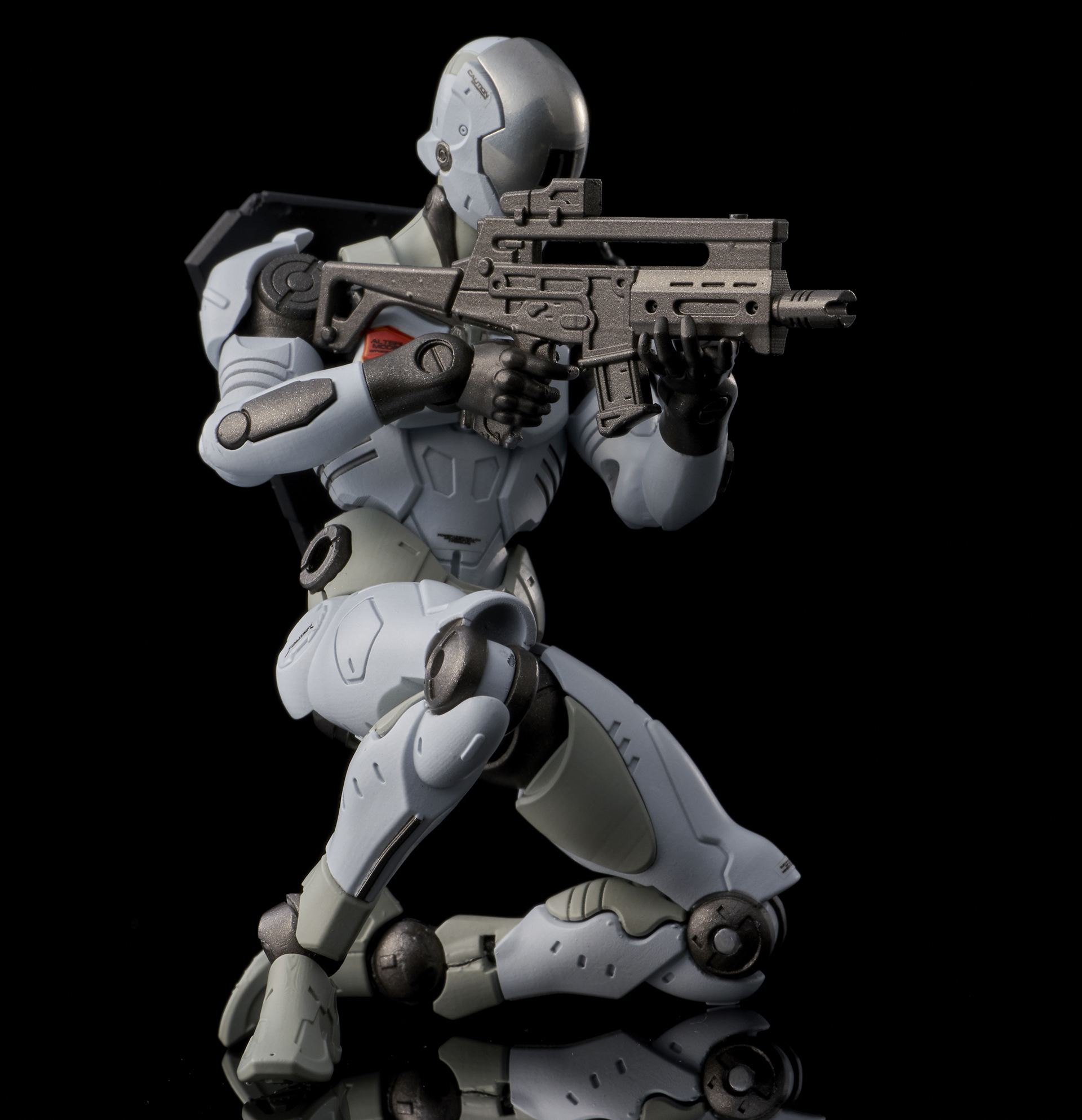 関節の可動には非常に力が入っており、多彩なポージングが可能