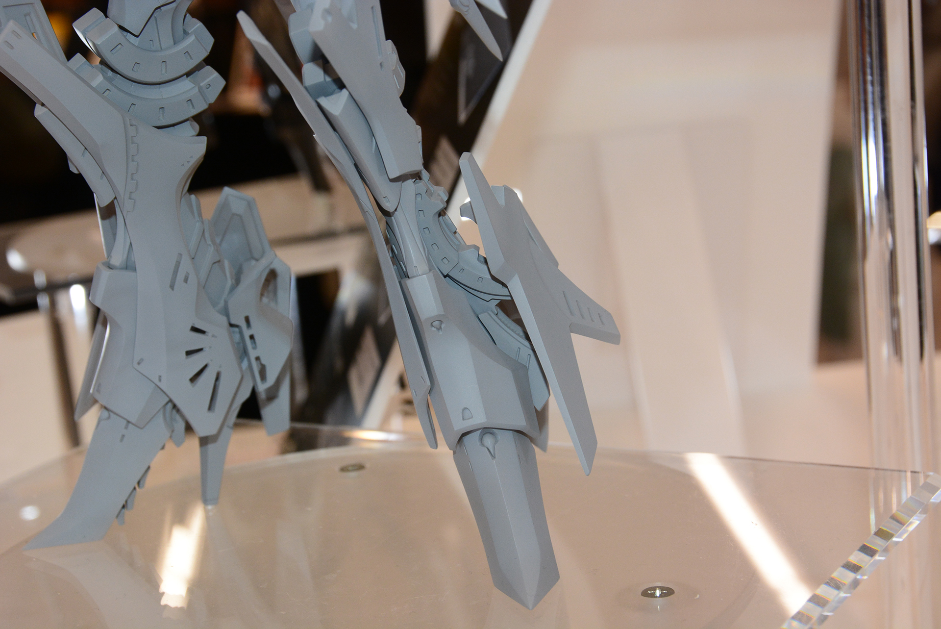 「旗竿ガットブロウ(仮)」の原型も展示