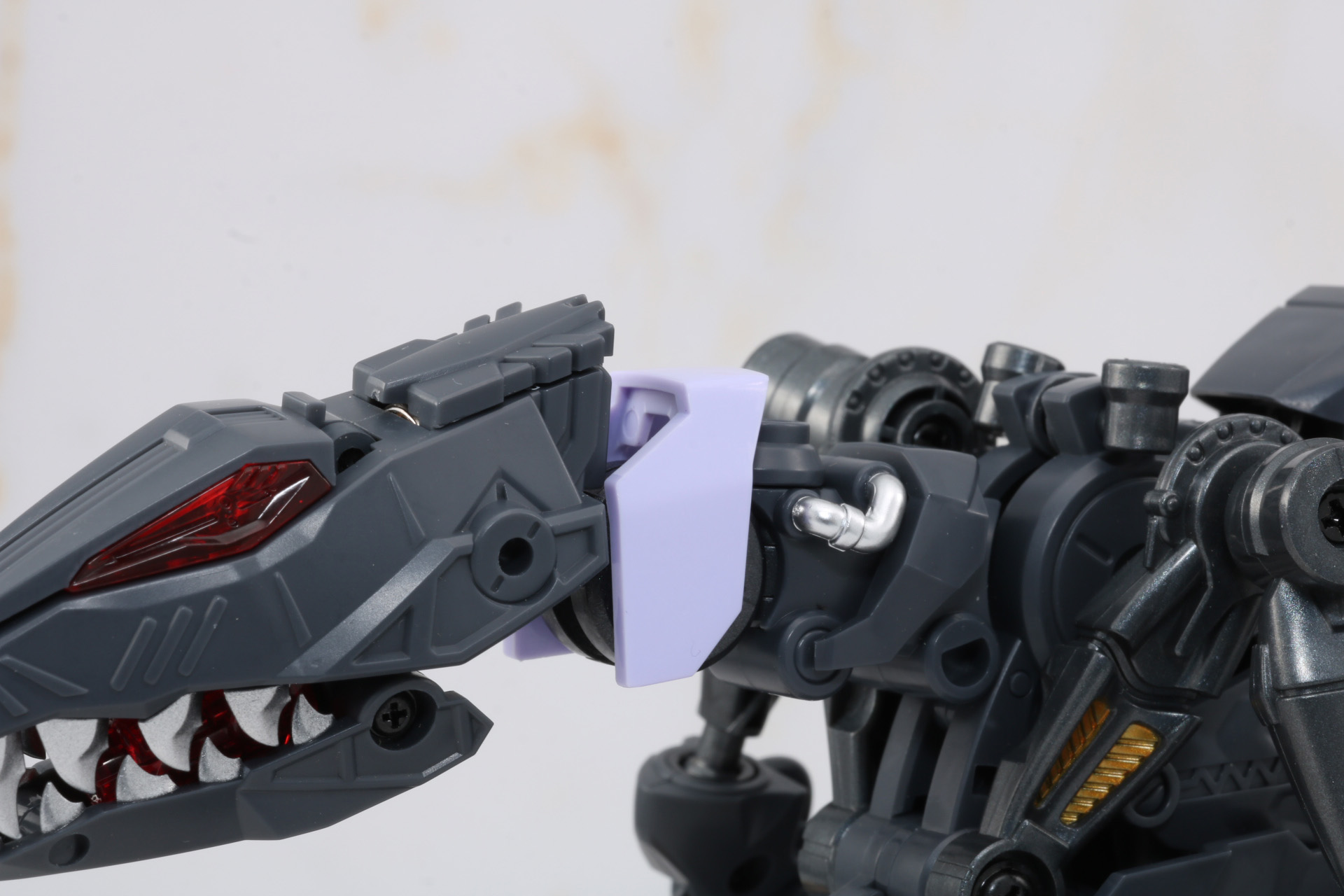 首周りのパーツ装着