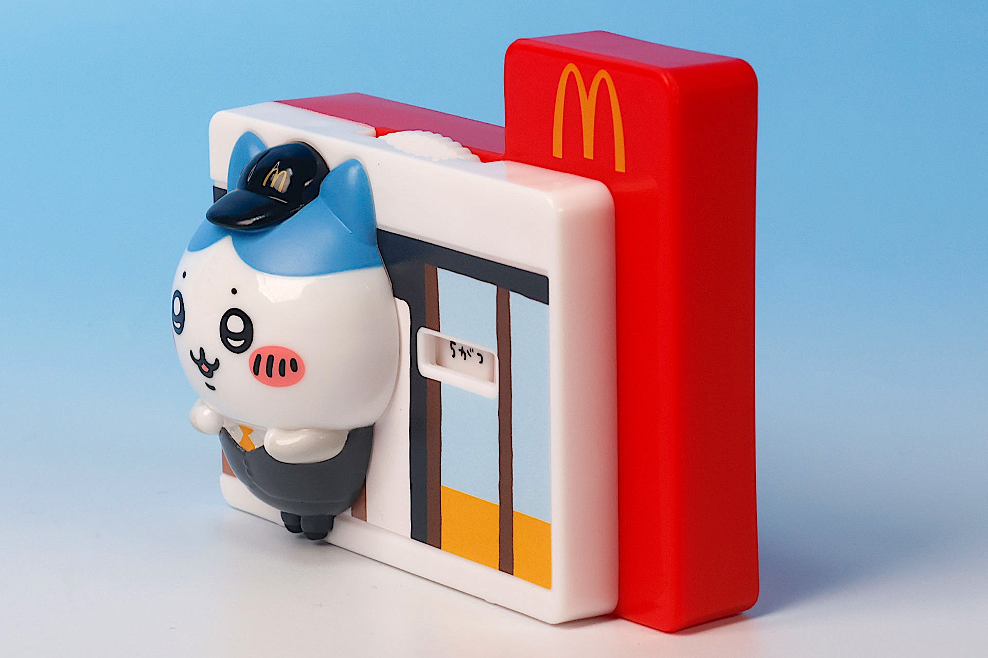 マクドナルドの店舗がモチーフになっている