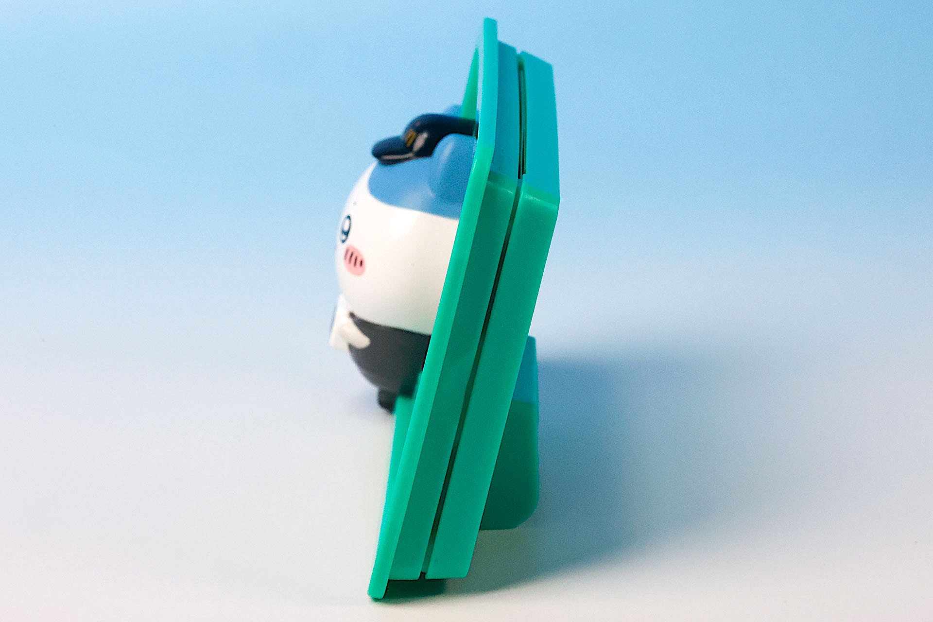 少しななめになっている