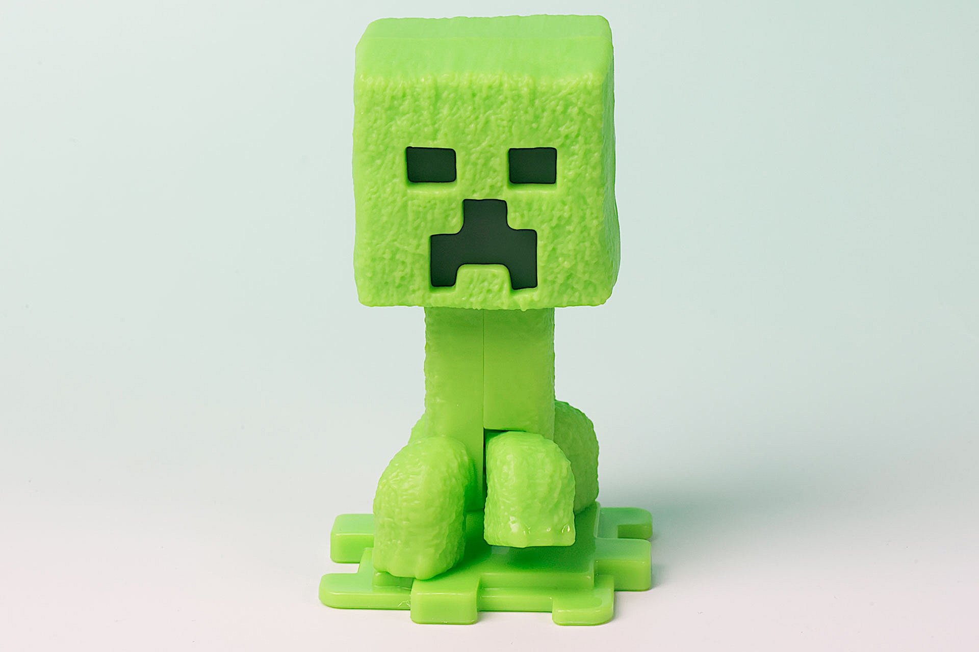 「何度コイツに家を破壊されたことか」といった思い出も蘇ってくるほど、いい出来映えだ