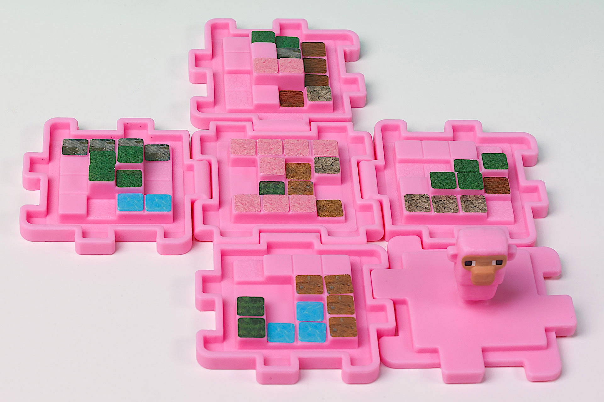 シールを貼ると、一気に雰囲気が出てくる