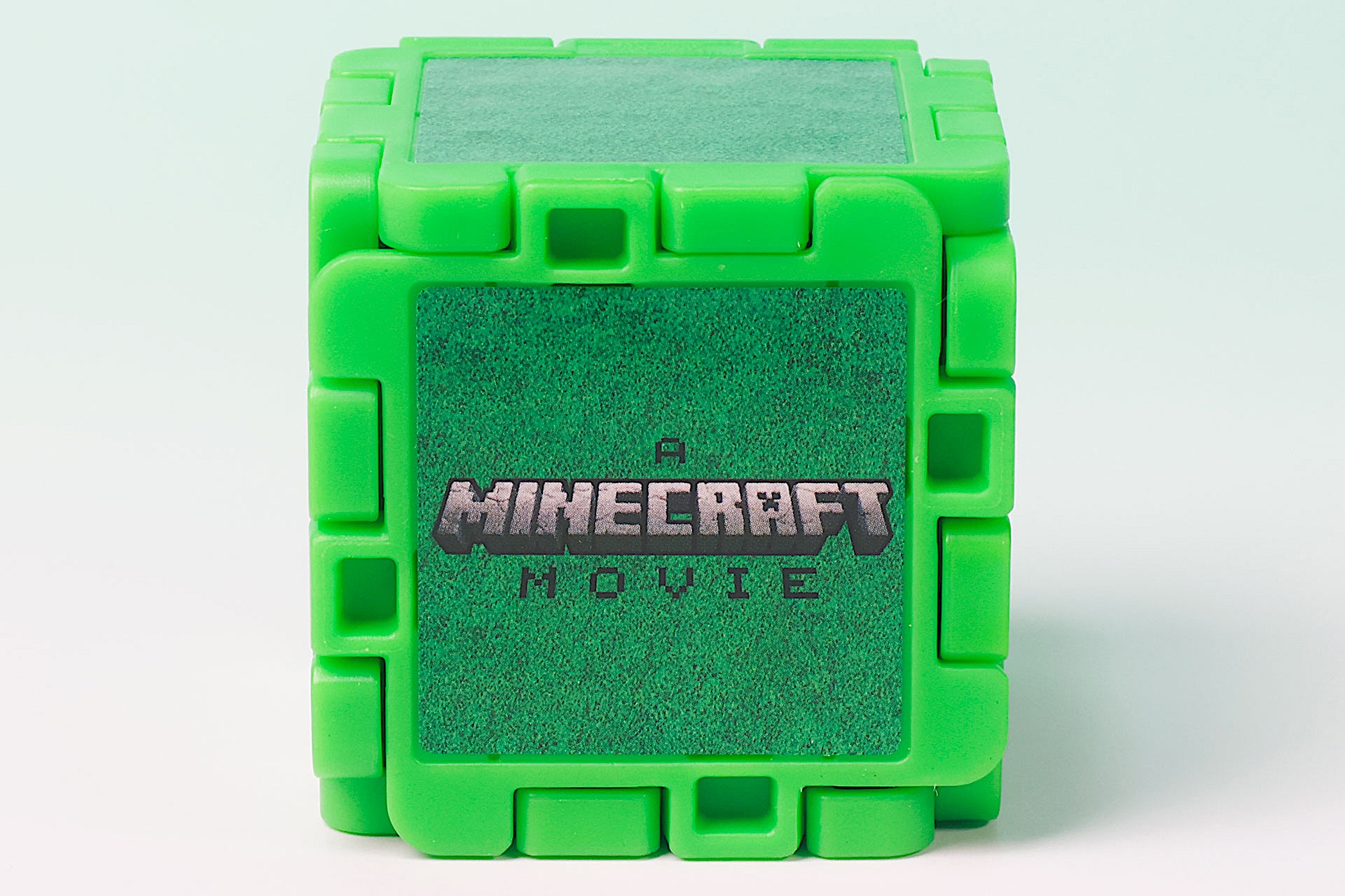 緑が美しい草ブロック