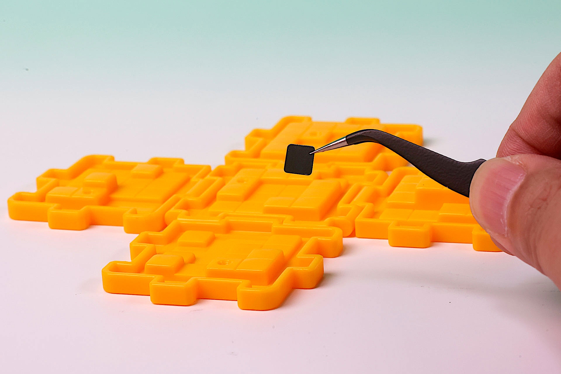 付属のシールを貼ろう