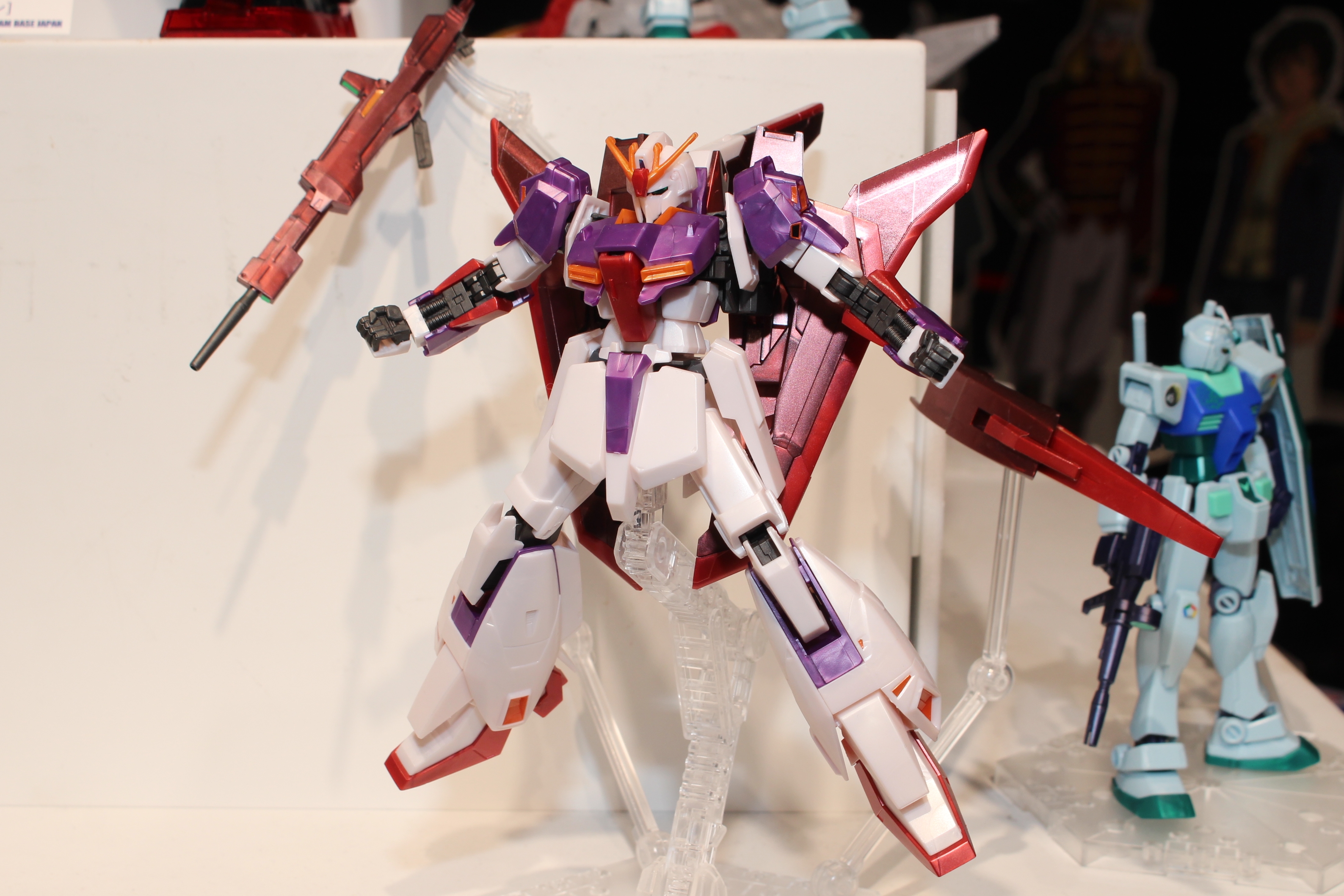 「HG 1/144 ガンダムベース限定 ゼータガンダム[U.C.0088] （バイオセンサーイメージカラー）」。4月19日発売。価格は3,080円。ガンダムベース販売商品