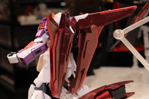 特別企画】赤く輝くゼータガンダム！ 「HG 1/144 ガンダムベース限定