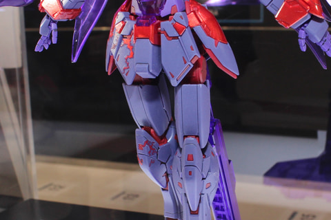 特別企画】ウイングゼロEWがダークトーンのクリアカラーに！「MG 1/100