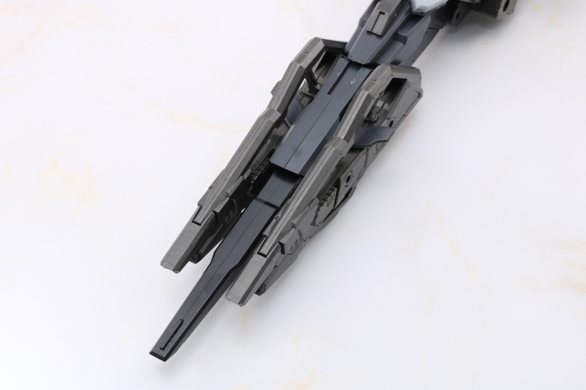 フロントパーツを展開