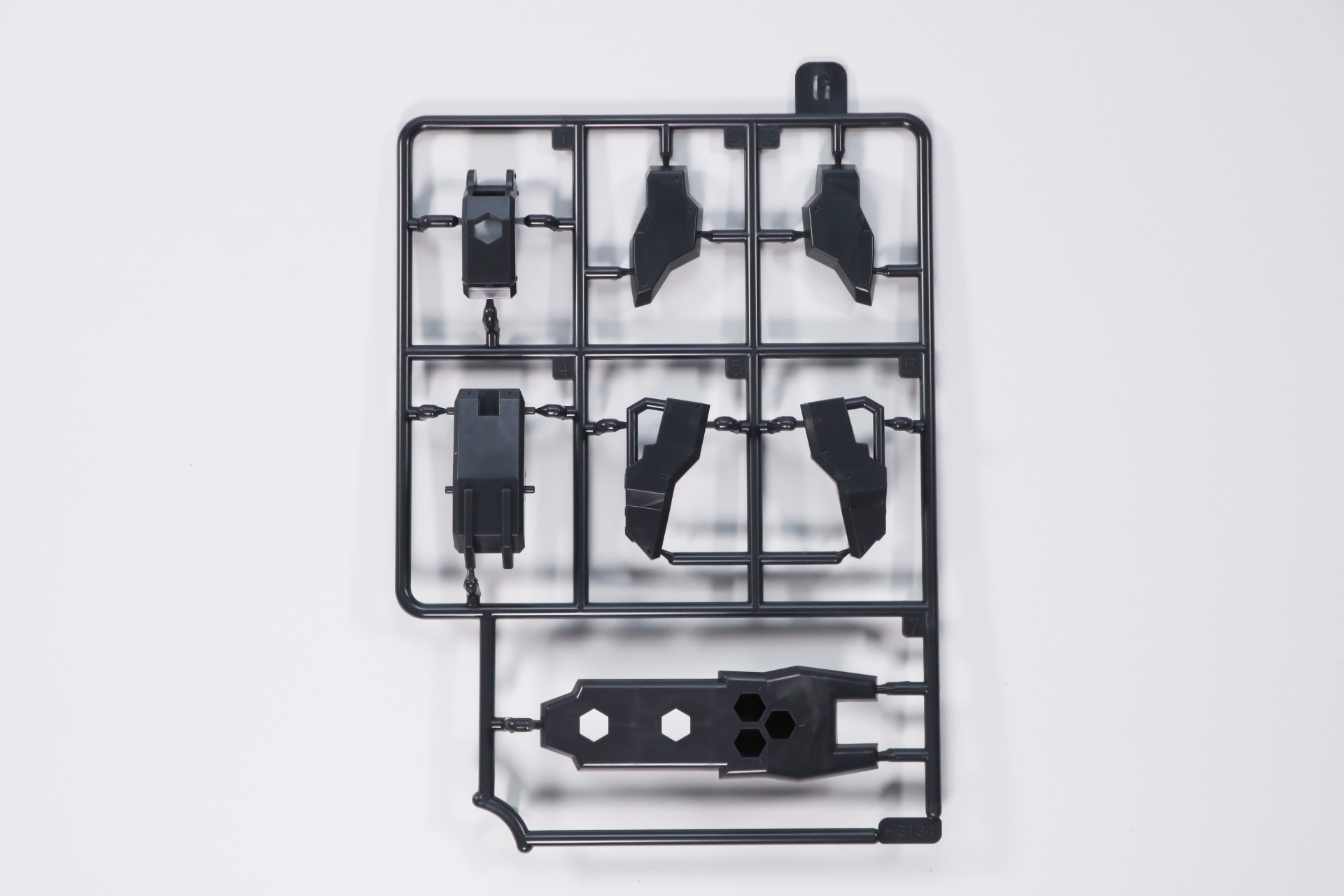 パーツG×2、パーツH×2