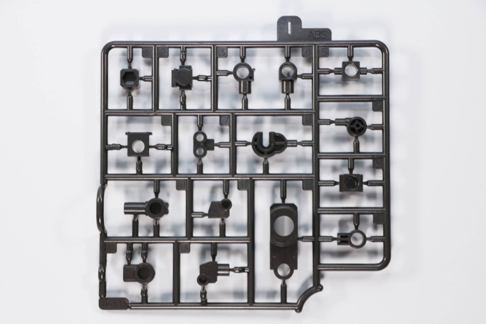 パーツI×2、パーツJ