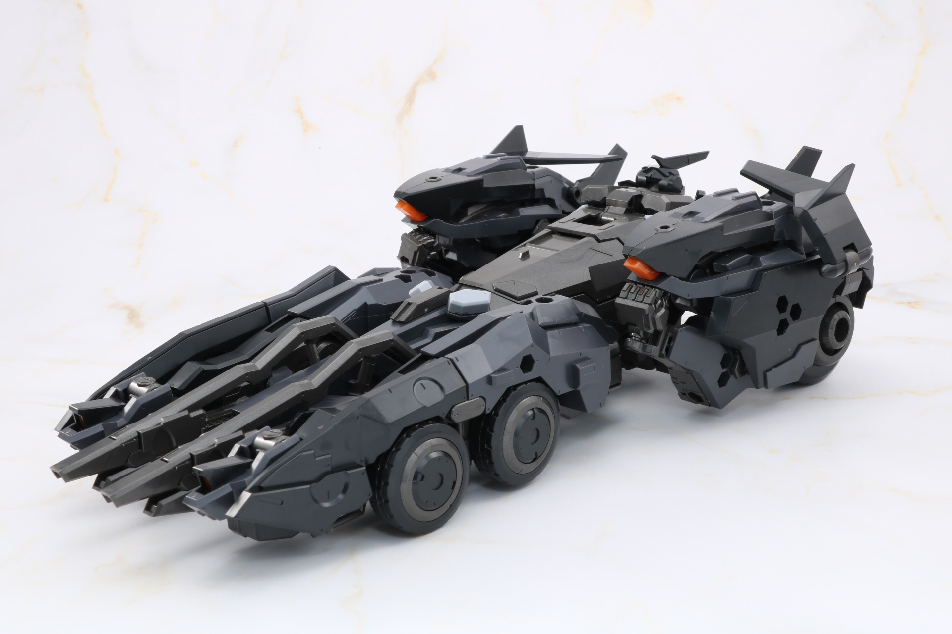 「ヴェローチェ」車両形態のビークルモード