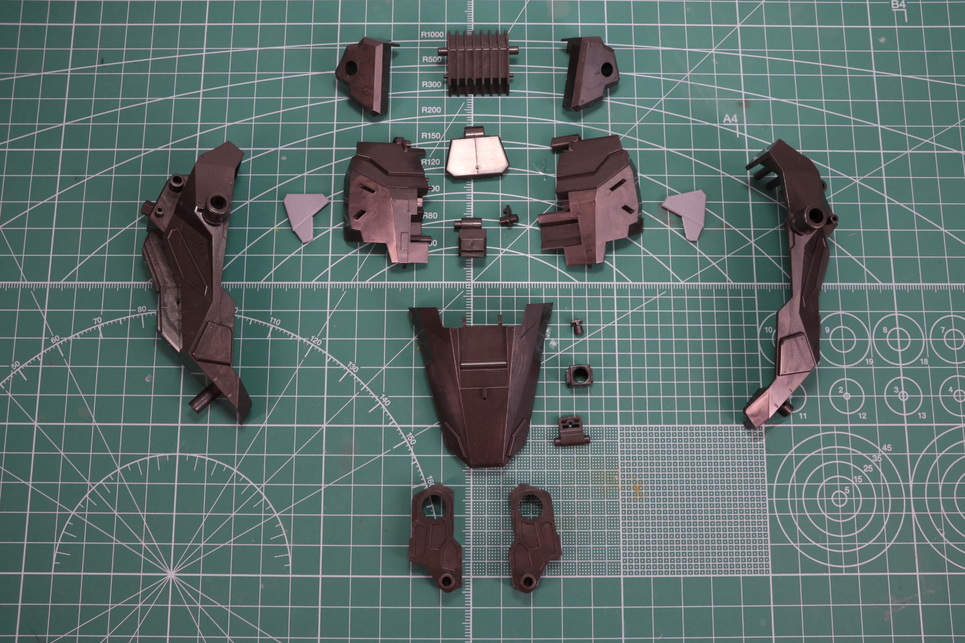 コックピットの組み立て