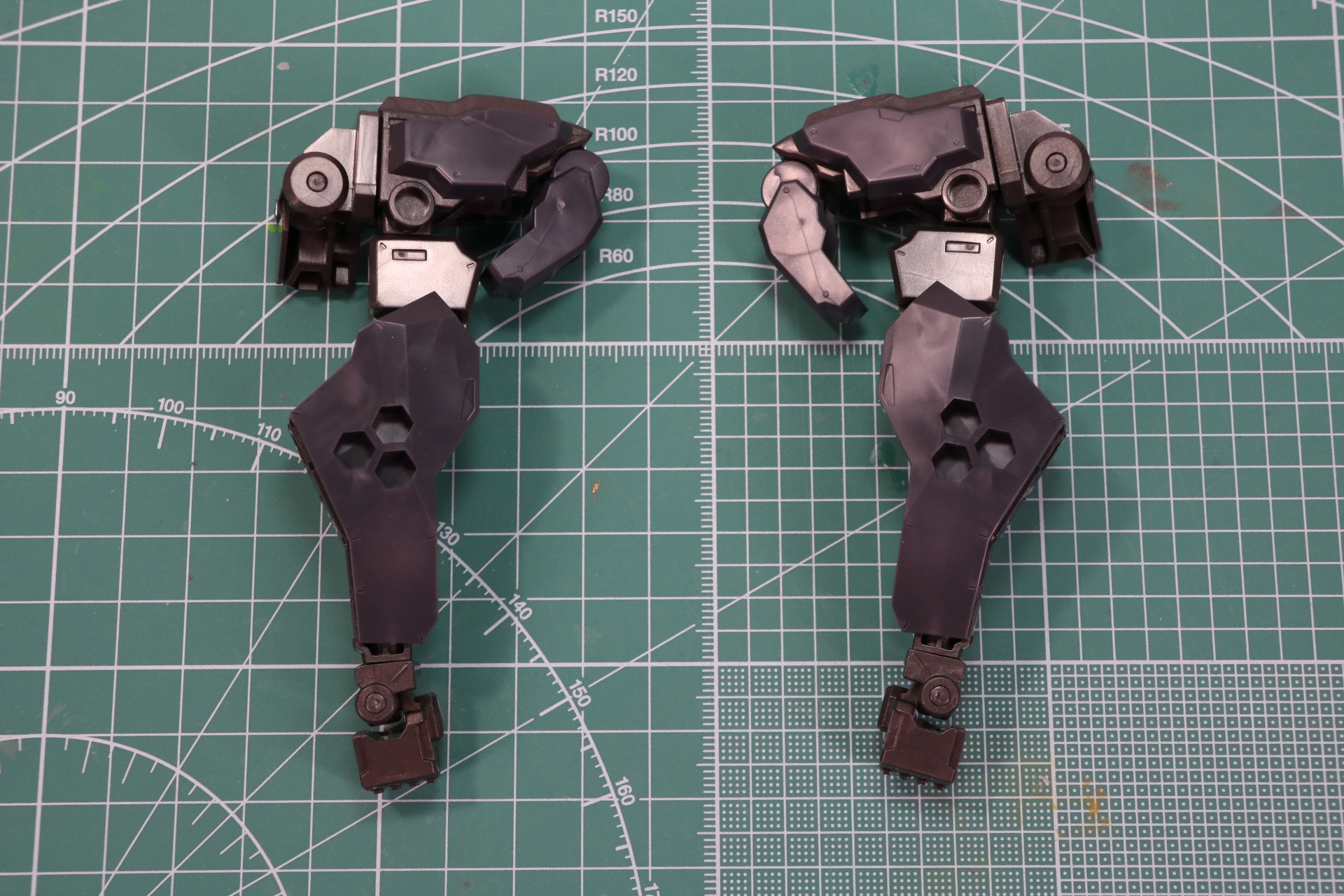 腕部の組み立て