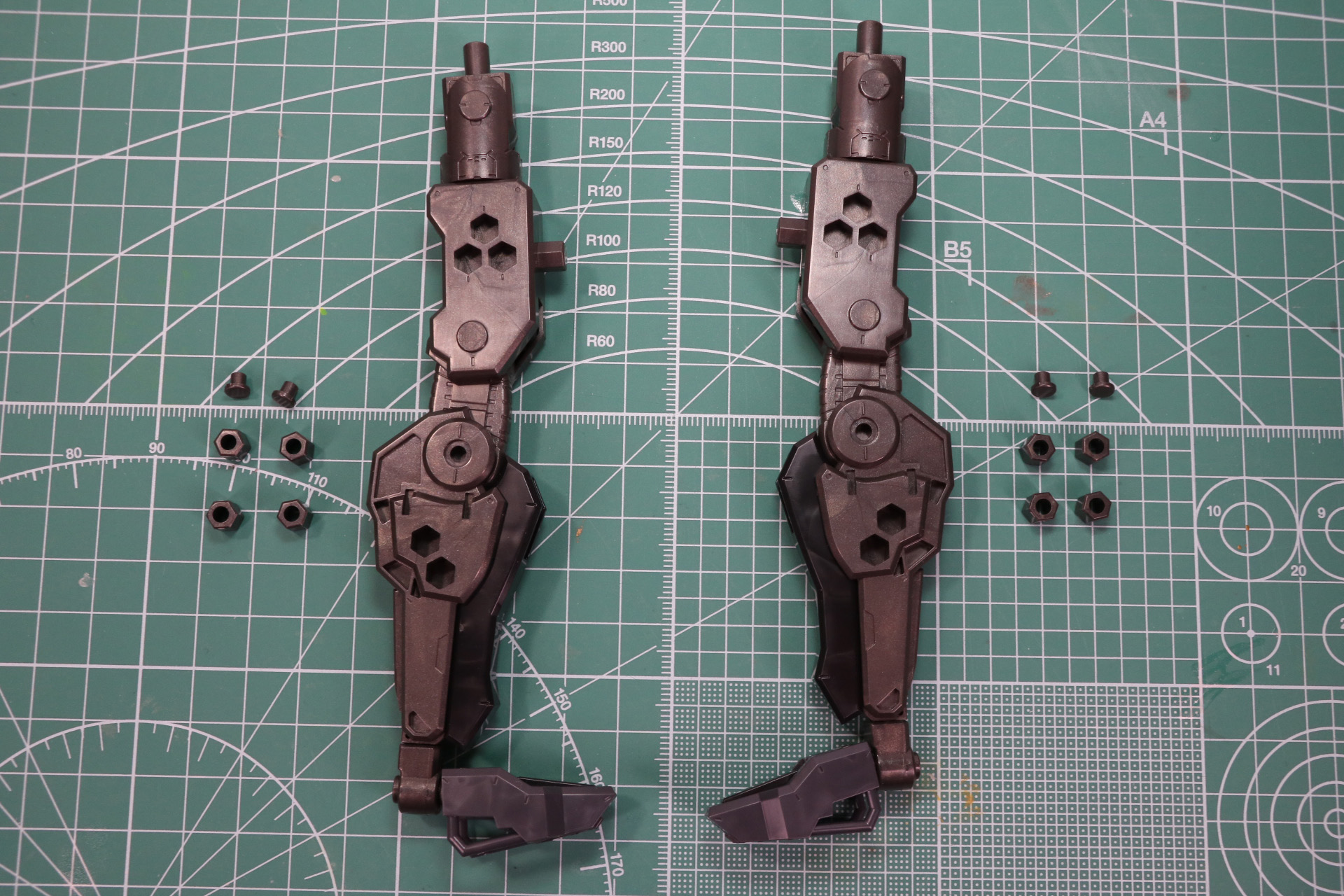 六角型ジョイントに3㎜径を備えたヘキサグラムを埋め込む