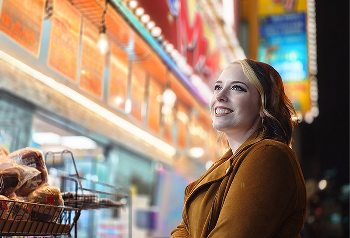 低照度下でのポートレート作例（Xperia 1 VIIで撮影）