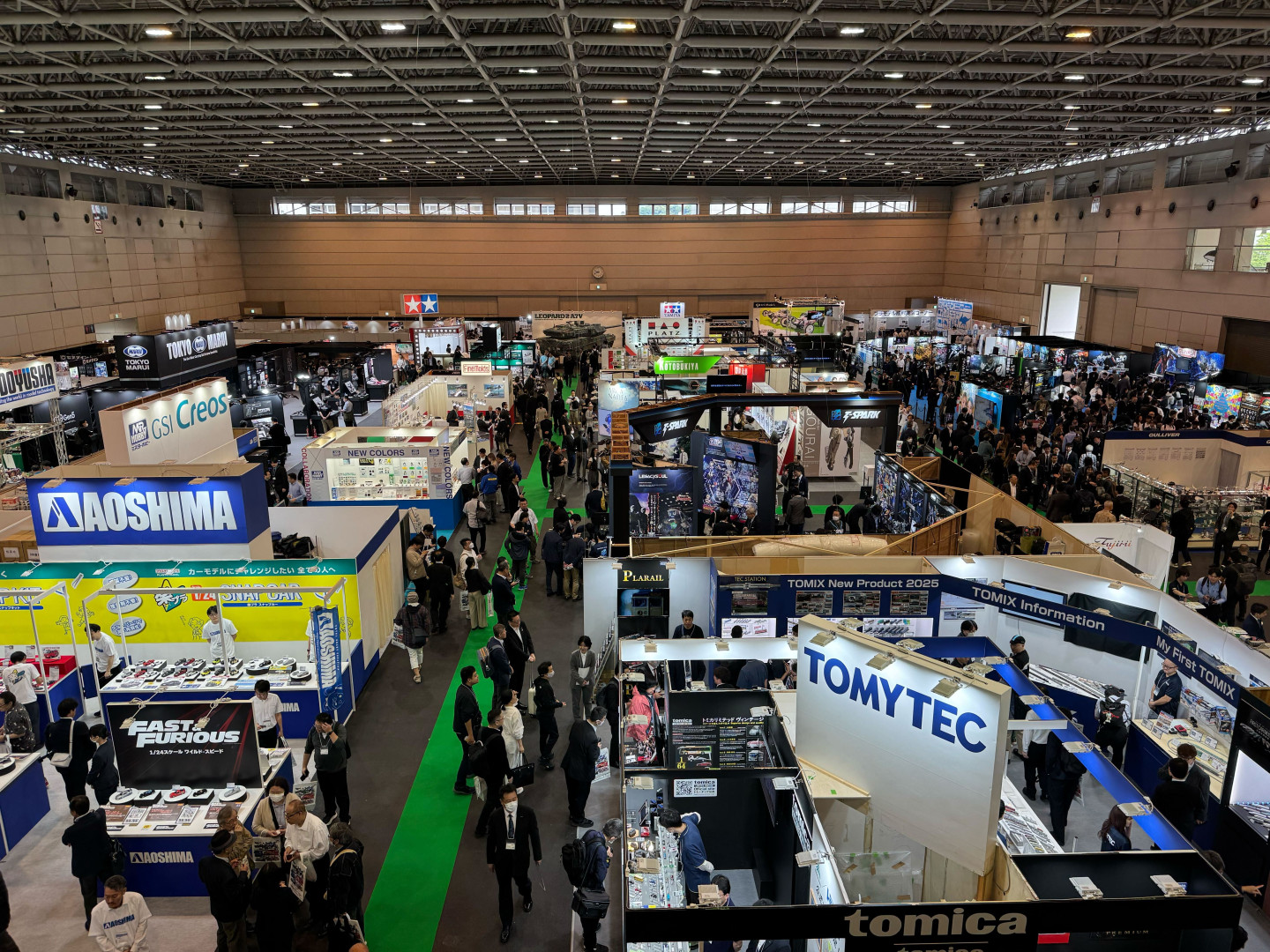 開催初日、5月14日（業者招待日）朝の「第63回 静岡ホビーショー」会場内の様子