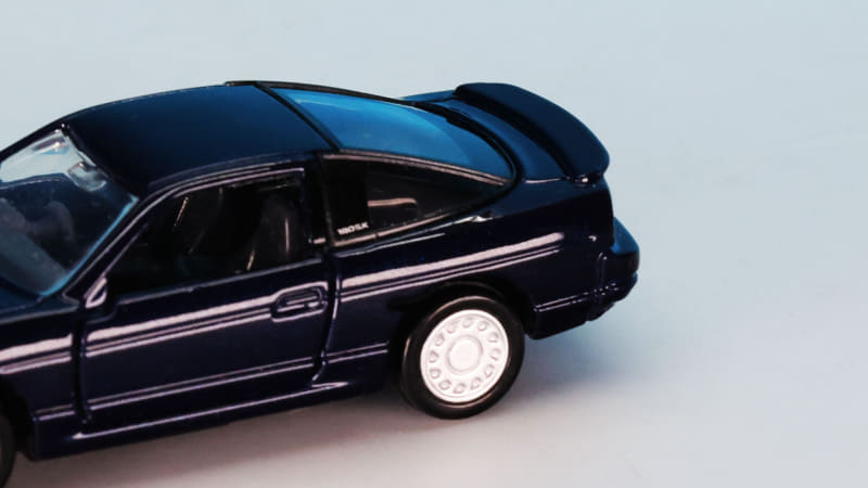 “180SX”はサイドのBピラーにも！