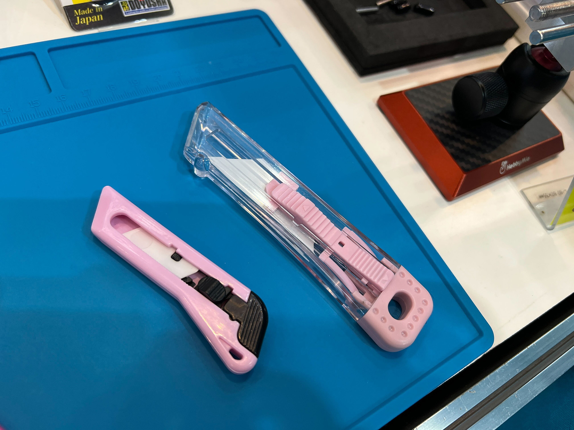 「セラミックカッター S」（1,320円）、「セラミックカッター L」（2,200円）