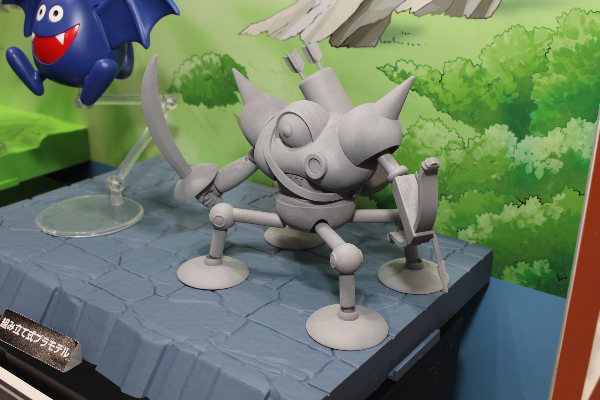 キラーマシンは企画中の参考出品。プラモデルなので、塗装次第でメタルハンターなどの色違いモンスターを作ることもできるだろう