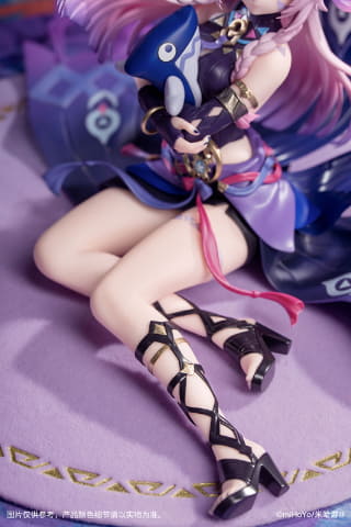 原神」より「シトラリ・白星黒曜Ver.」がフィギュアになって登場