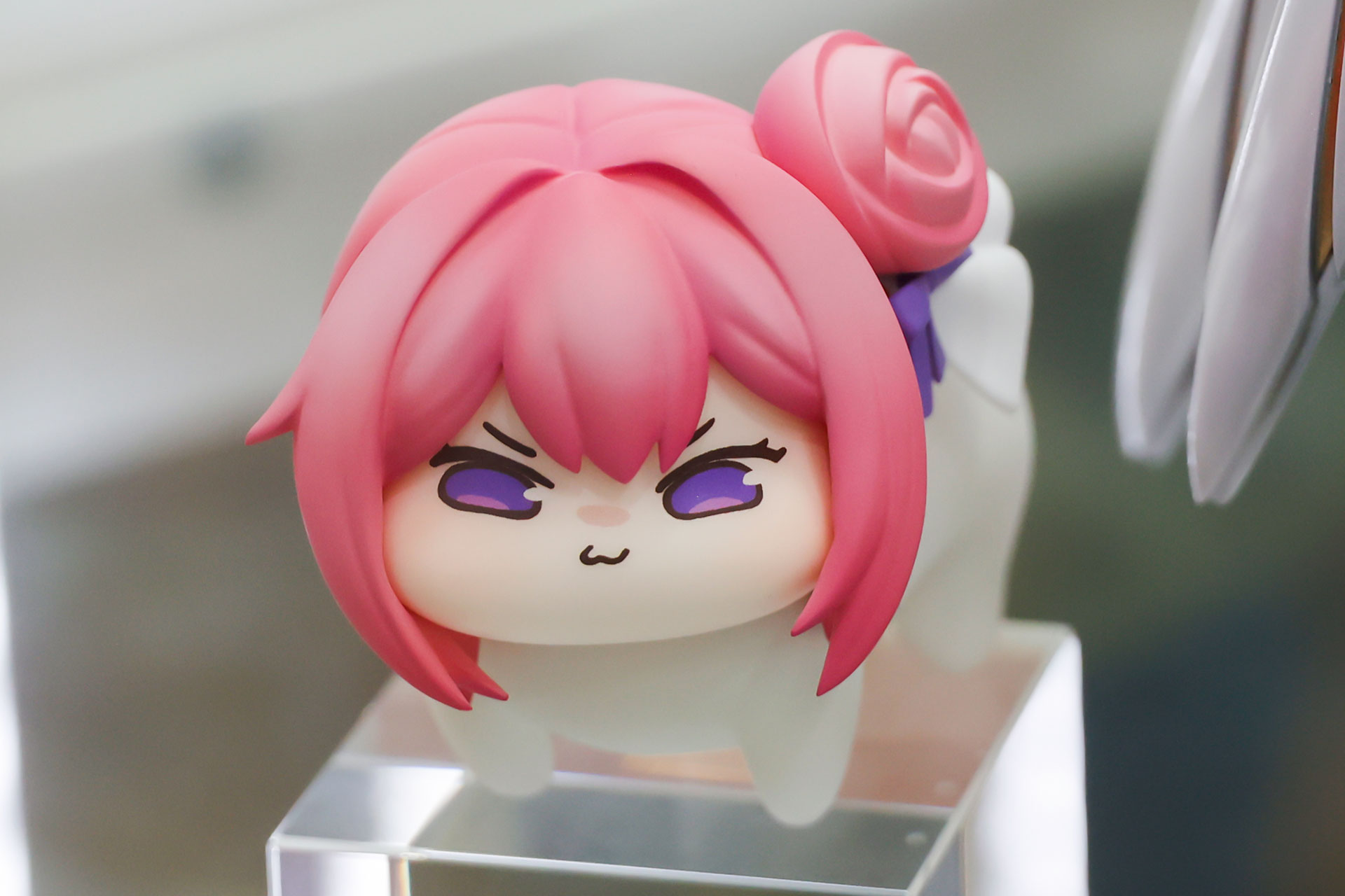 こちらは特典の「Doro 完成品フィギュア」だ