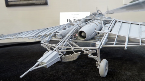 ボークスブースで幻の全翼機を公開！造形村の「SWS 1/32