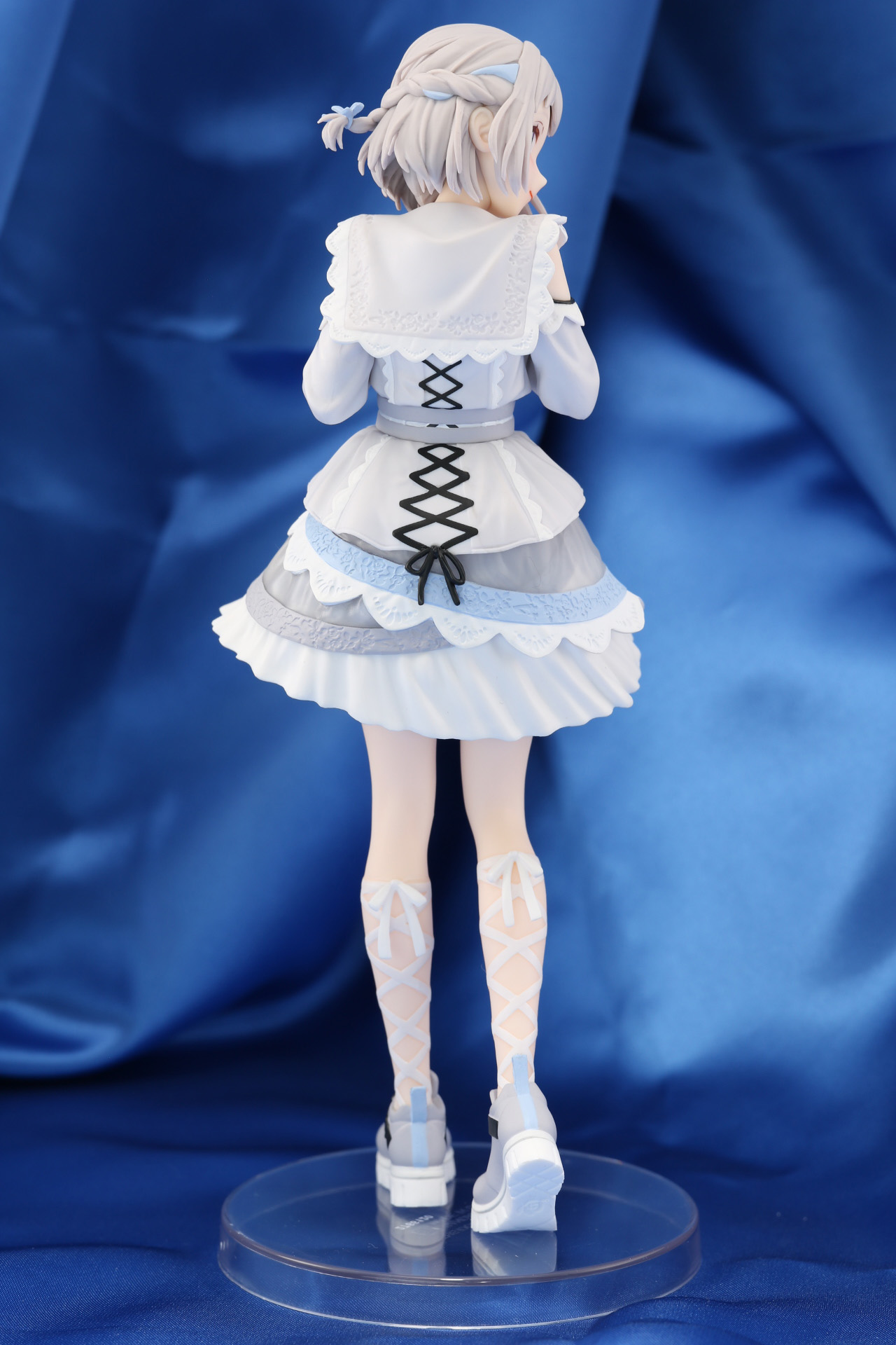 柔らかな微笑みに思わずドキッとする