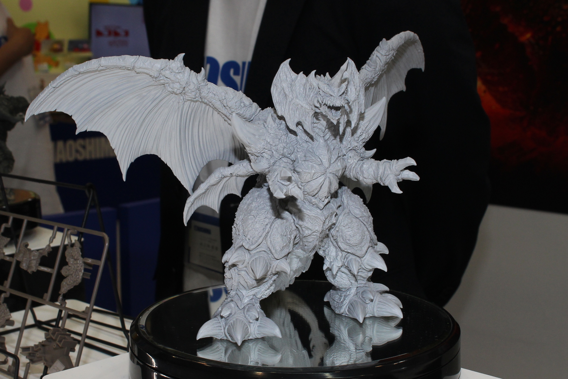 「デストロイア 完全体」。2026年発売予定。価格は未定。原型はミレゴジと同じくRYO ねんど星人氏が手がけてる