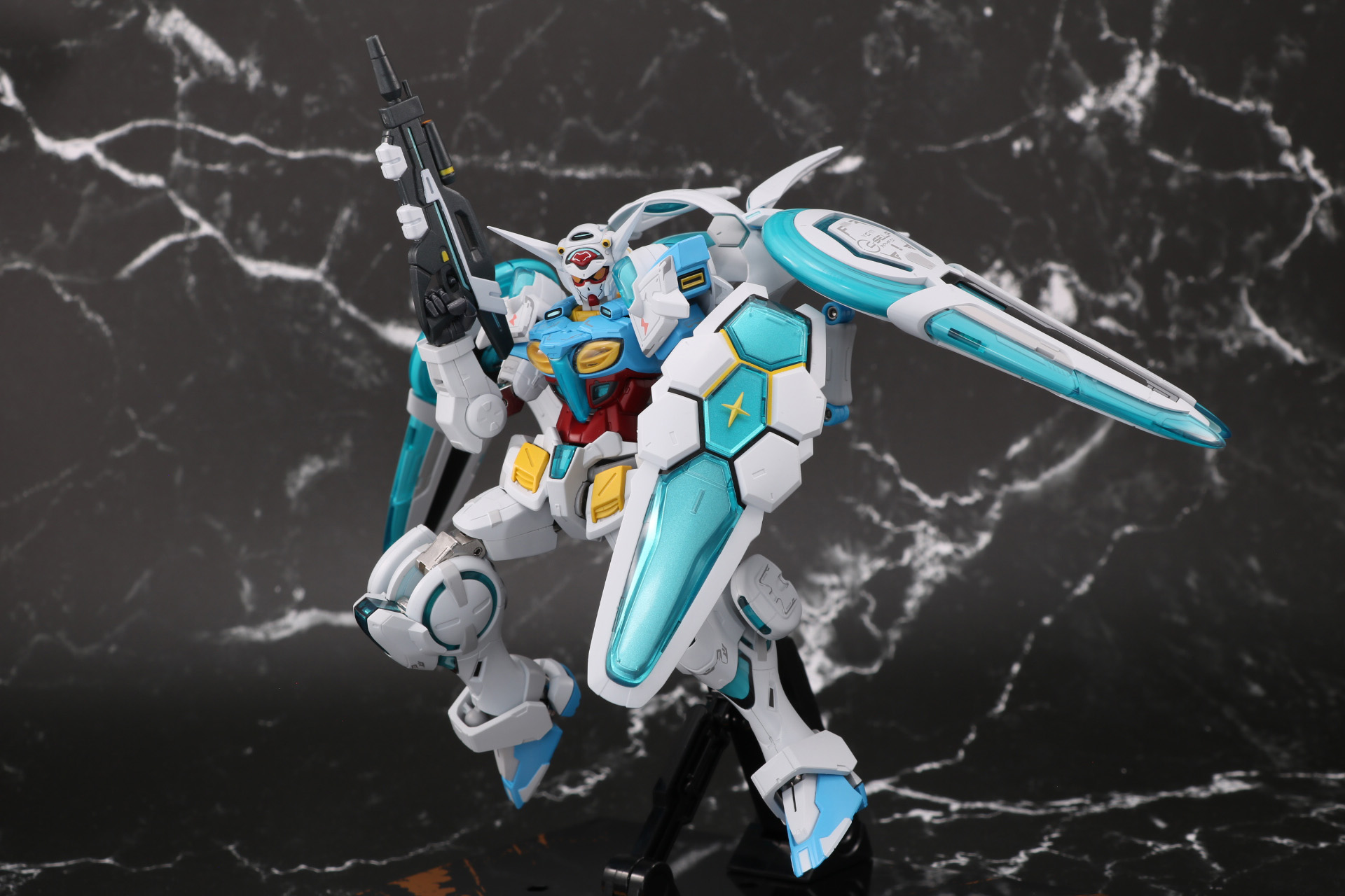 パーフェクトバックパックはフレキシブルに可動し、表情付けもしやすい