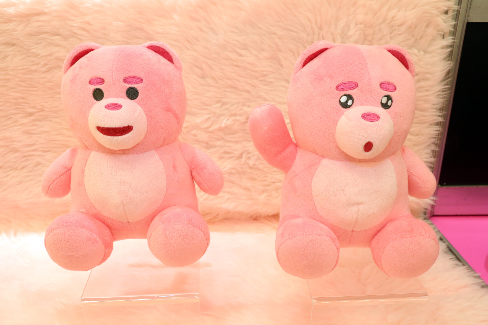 BELLYGOM ぬいぐるみ（※監修中）<br />2025年12月第3週 登場予定 サイズ：約20cm