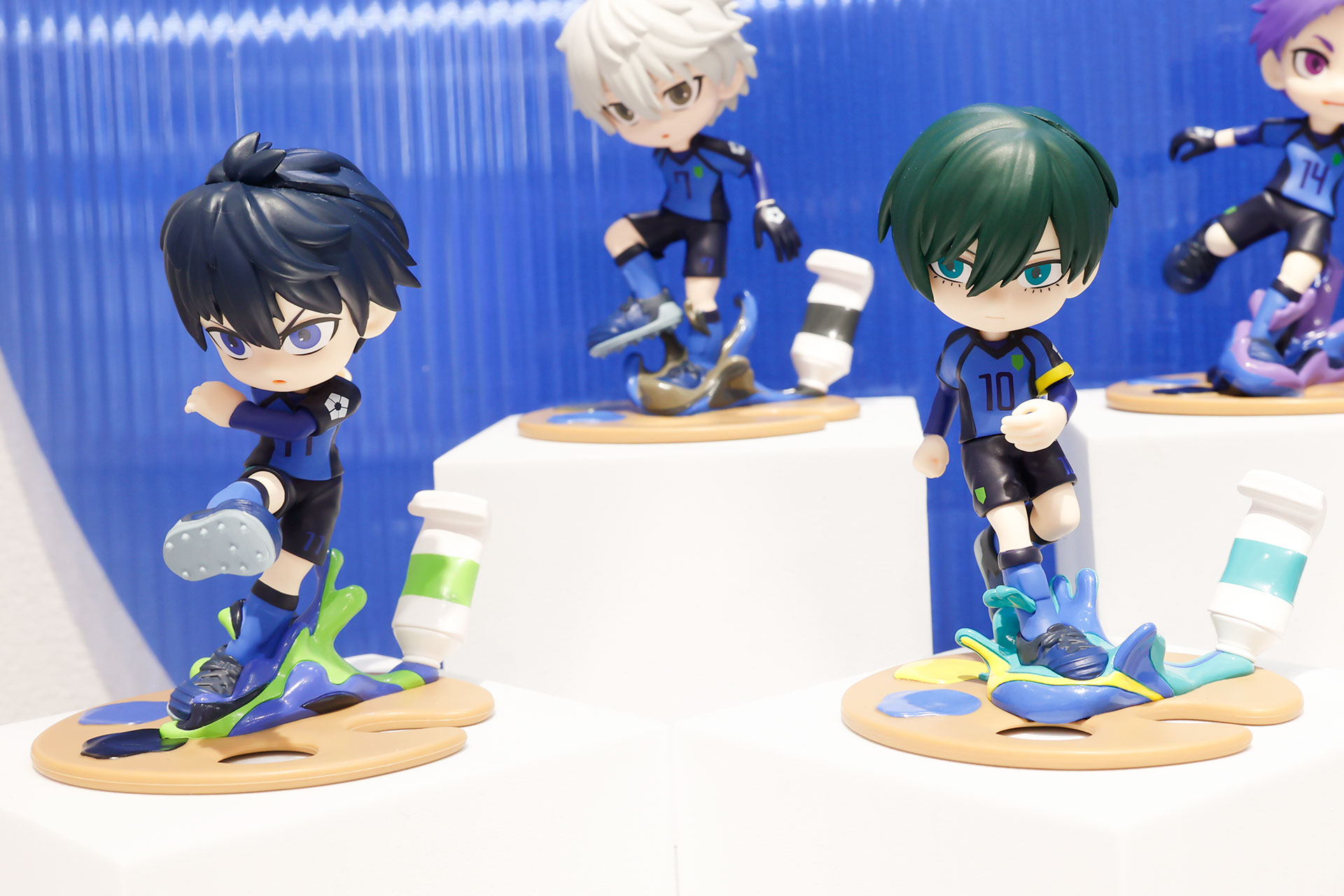 「PalVerse Palé.　ブルーロック」の潔 世一と糸師 凛