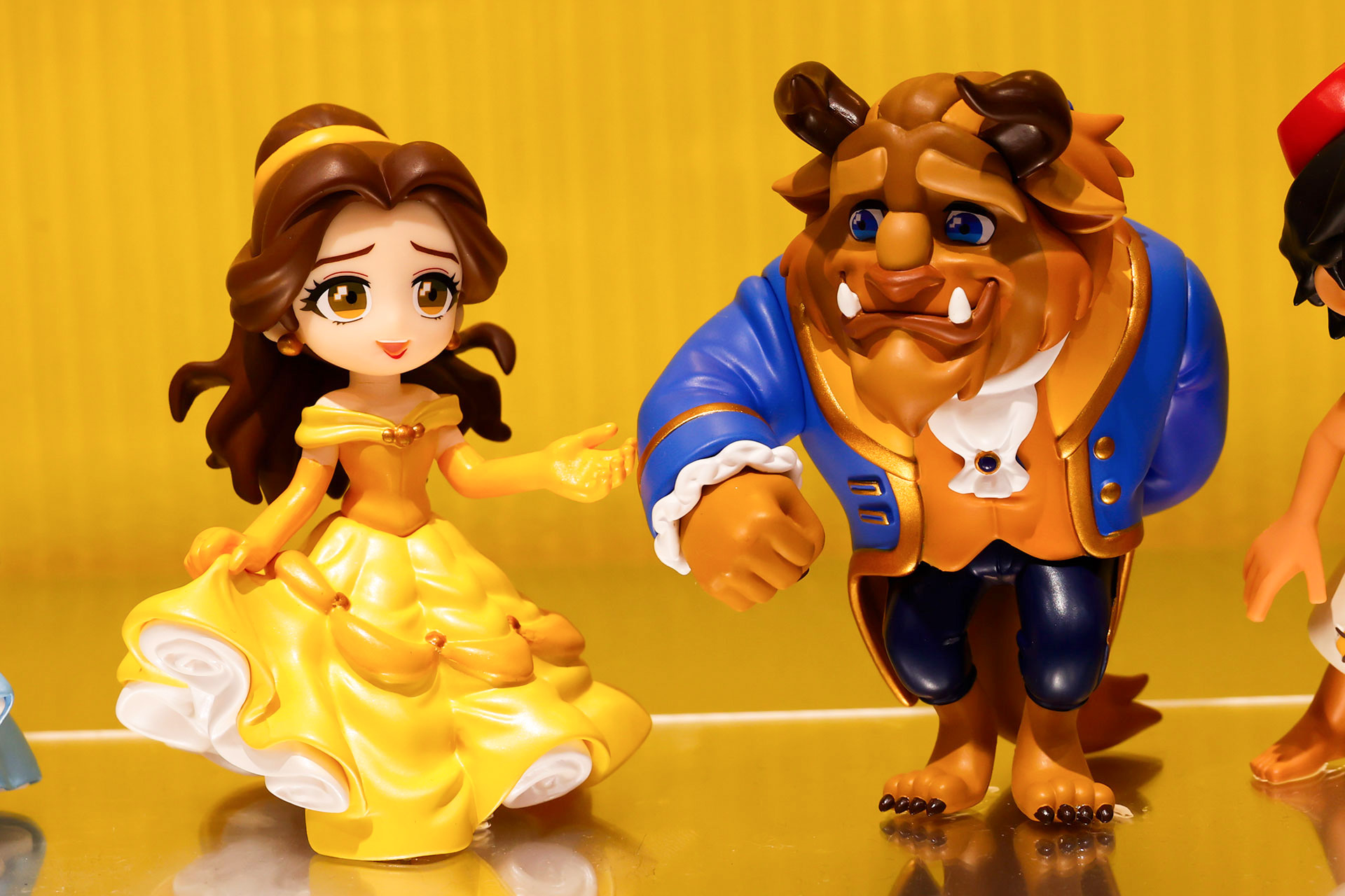 男女ペアのセットで集めたくなる