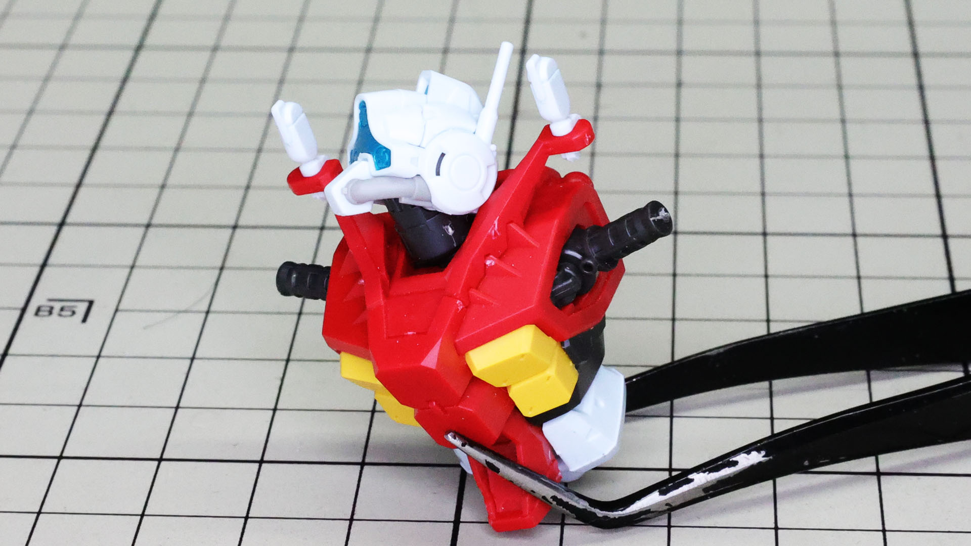 飛行ポーズもサマになりそうです！