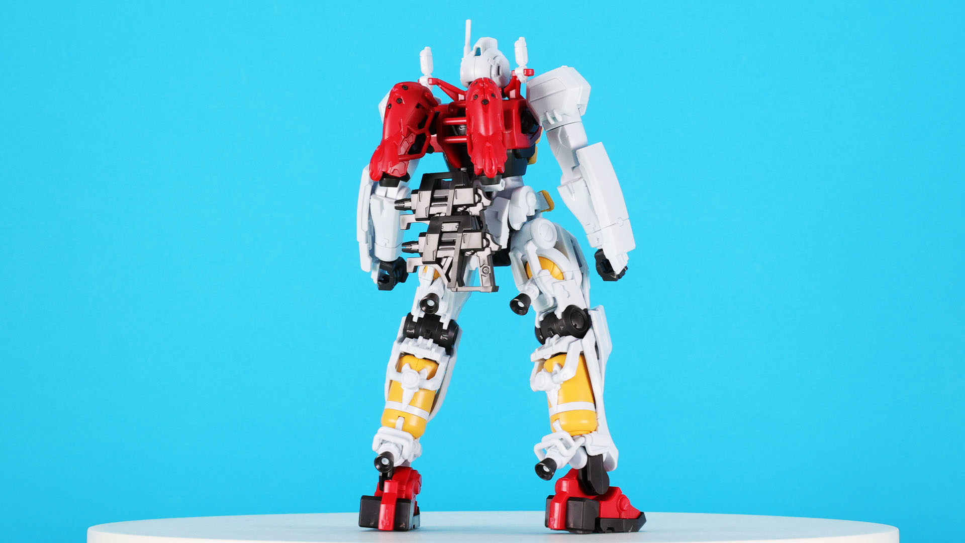 装備は腰部にマウント