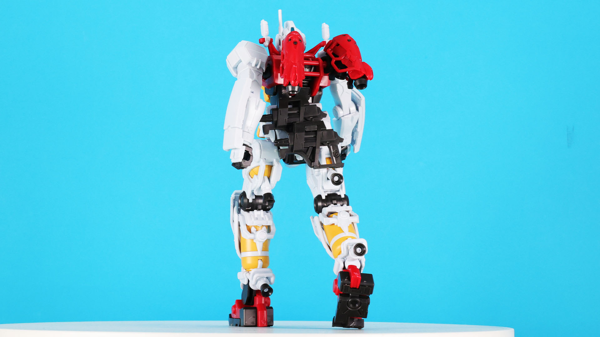 背面側に推力を集中するデザイン