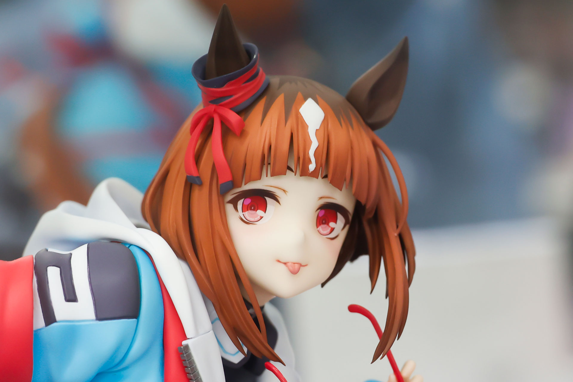 舌を出している表情がキュートだ