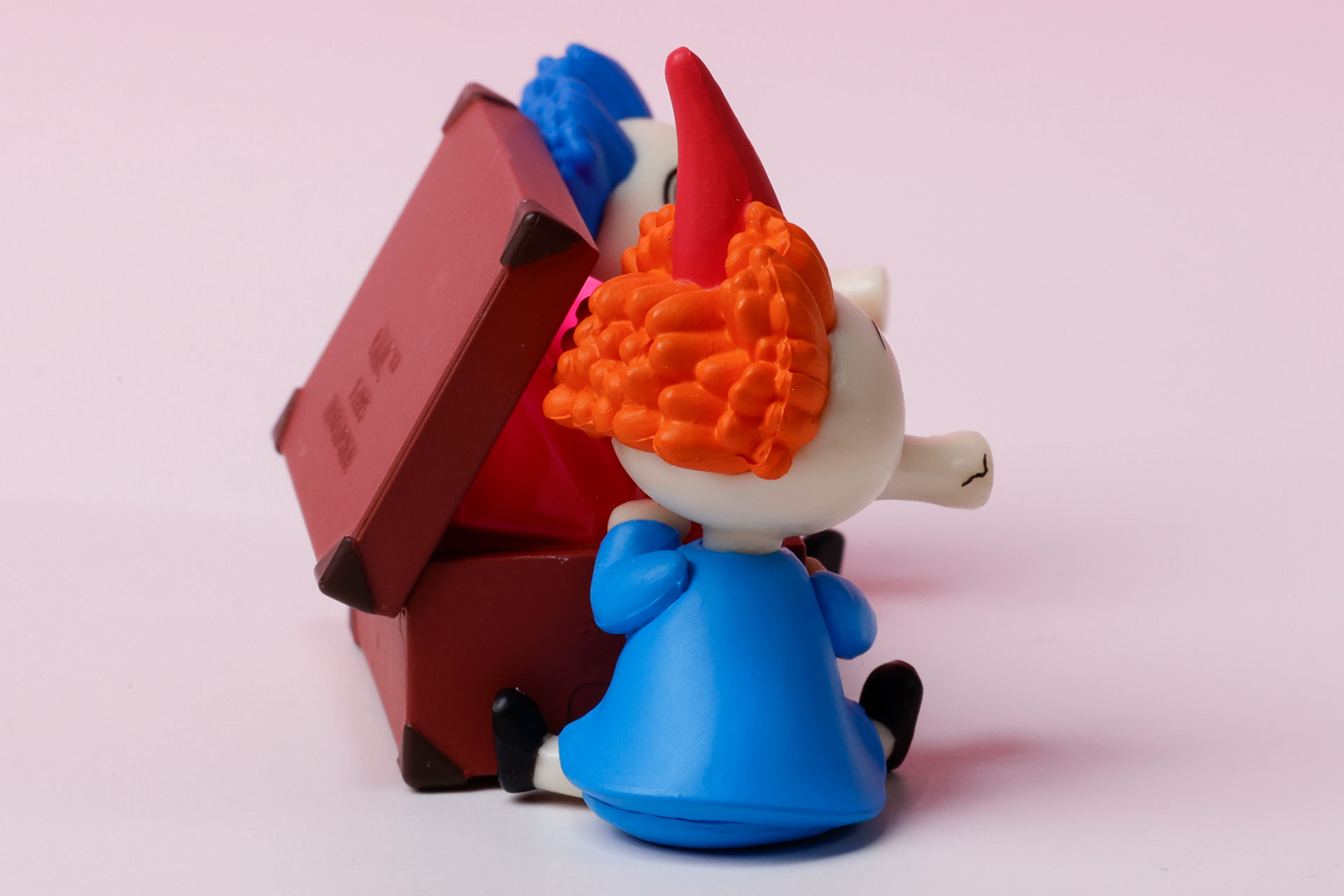 赤い帽子を被っているのがトフスランだ