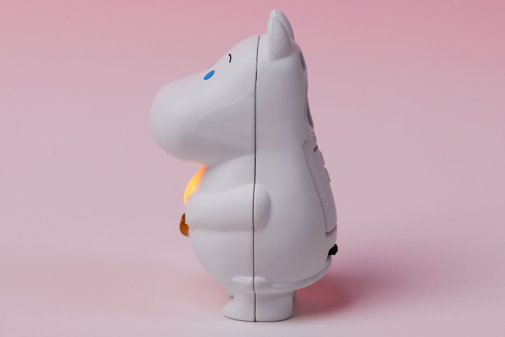 ずんぐりとした見た目はそのまま再現されている