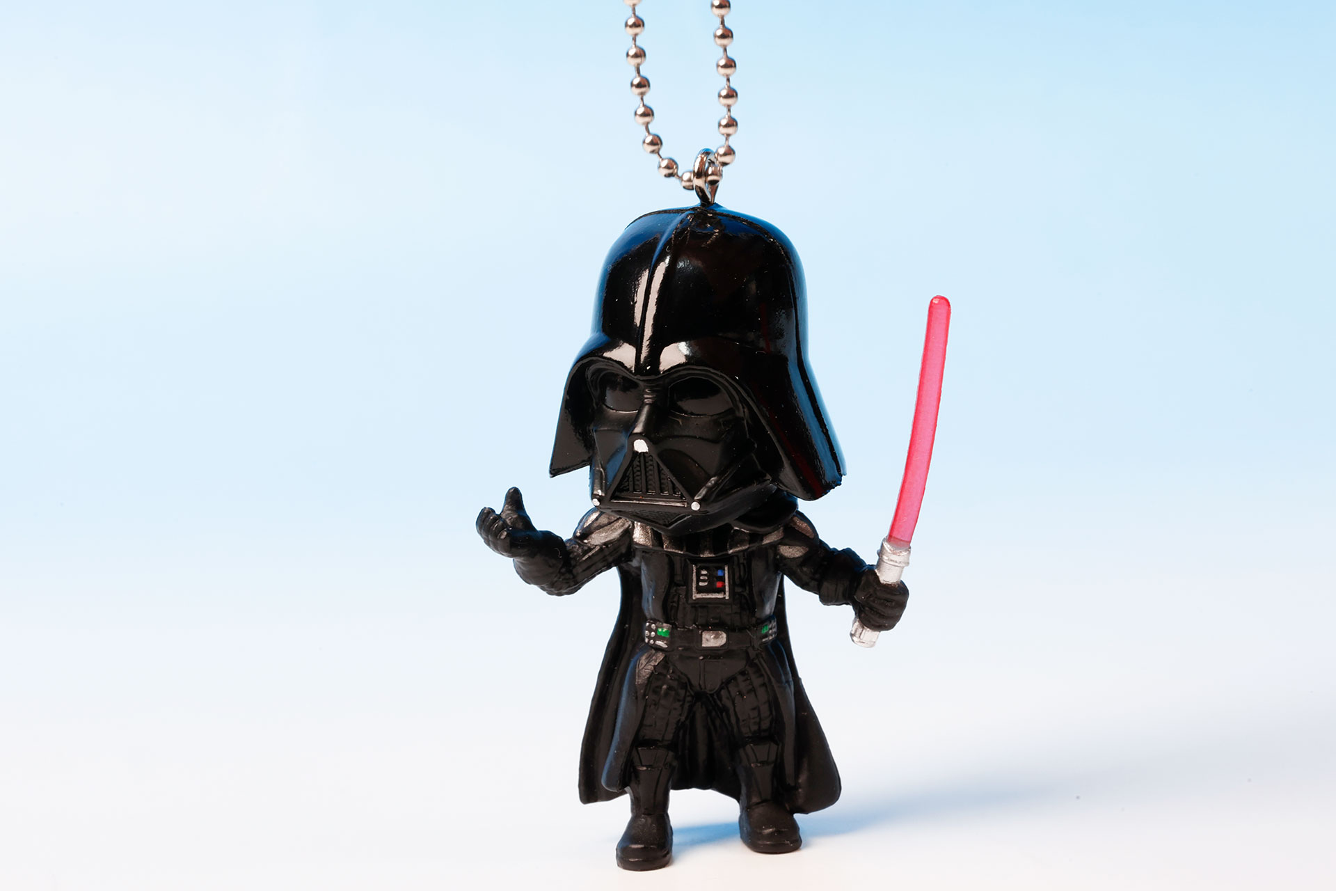 カプセルから取り出した状態のときは、キーチェーンが付いている