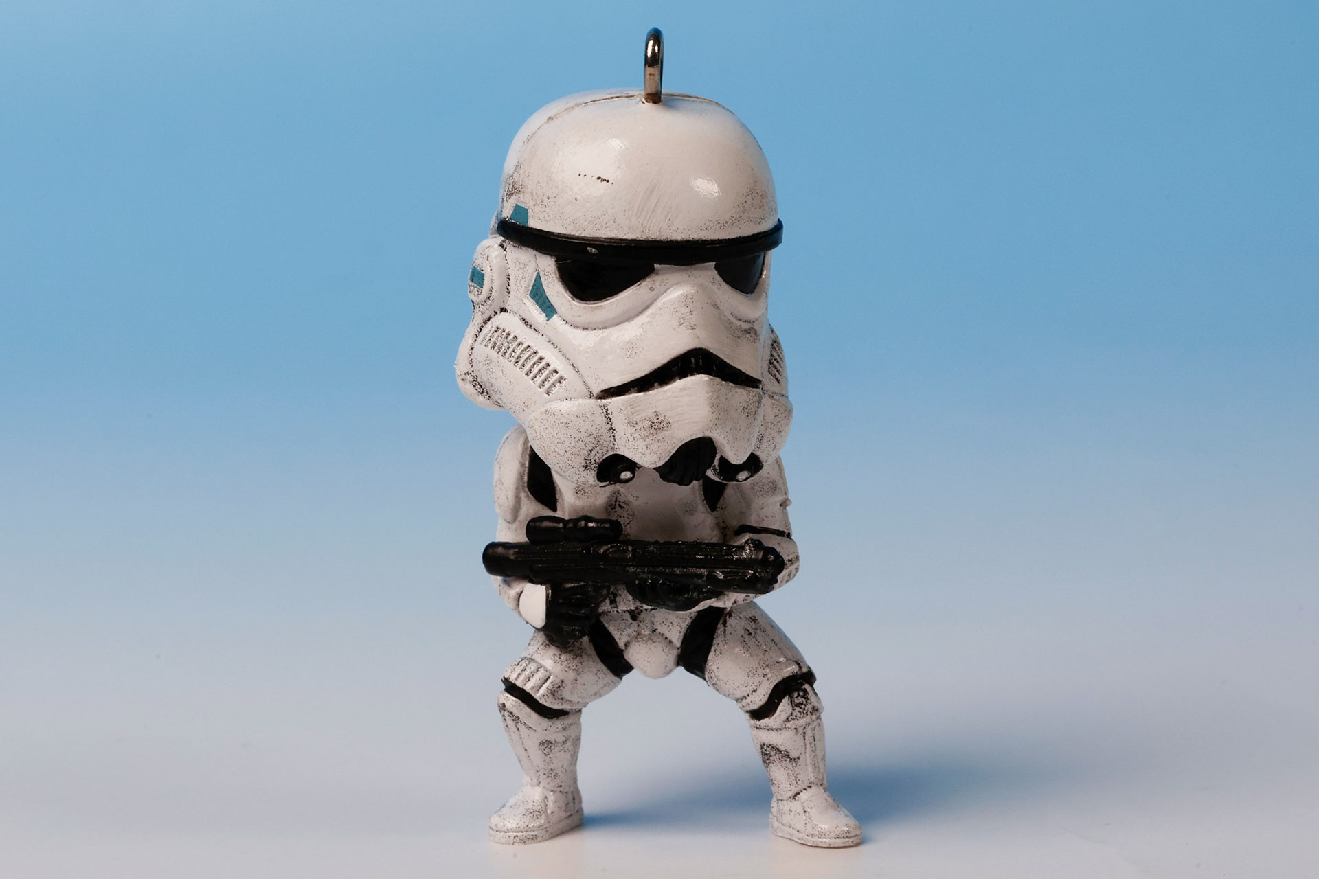 がに股スタイルのストームトルーパー