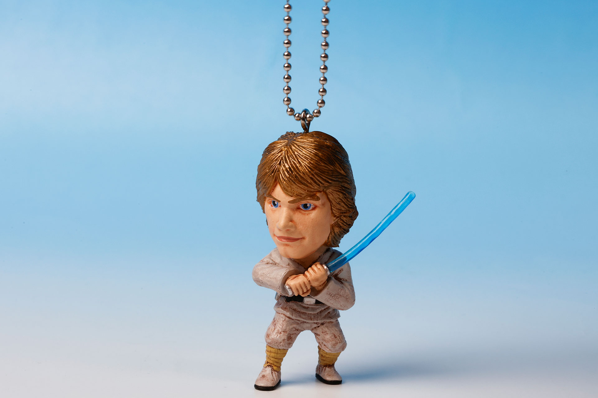 アイテムとしてはキーチェーンなので、このようにぶら下げておくことができる