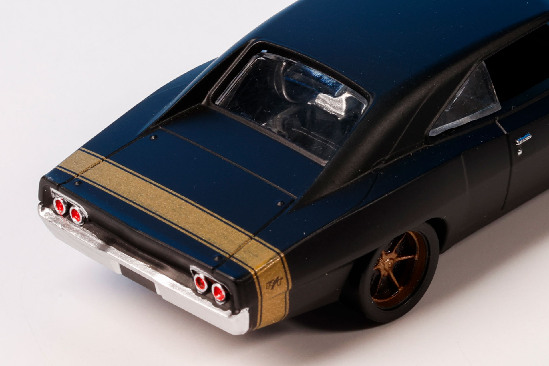 今回の車両は2台とも新規造形で作られている