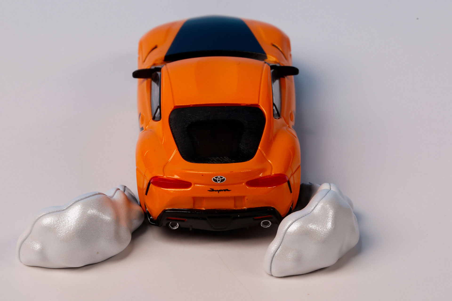 スモークパーツの置き方など色々と工夫してみるのも面白そうだ