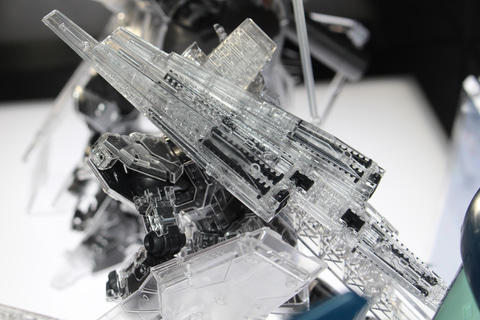 MG 1/100 νガンダム Ver.Ka [メカニカルクリア] 一部塗装完成品 MG νガンダム Ver.Ka」「MG サザビー Ver.Ka」のメカニカル