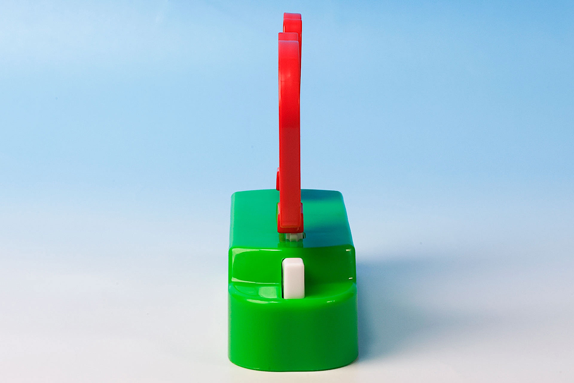 パネル自体は薄い