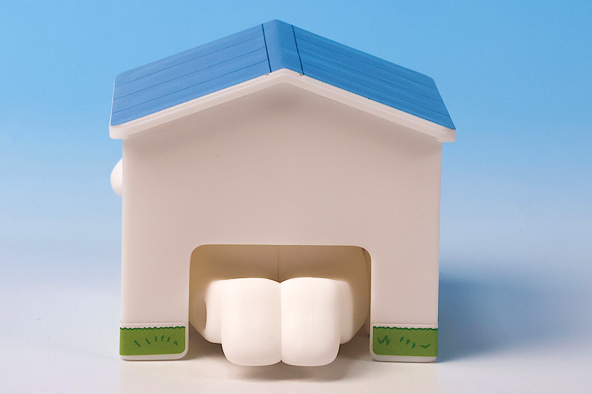 足が飛び出している