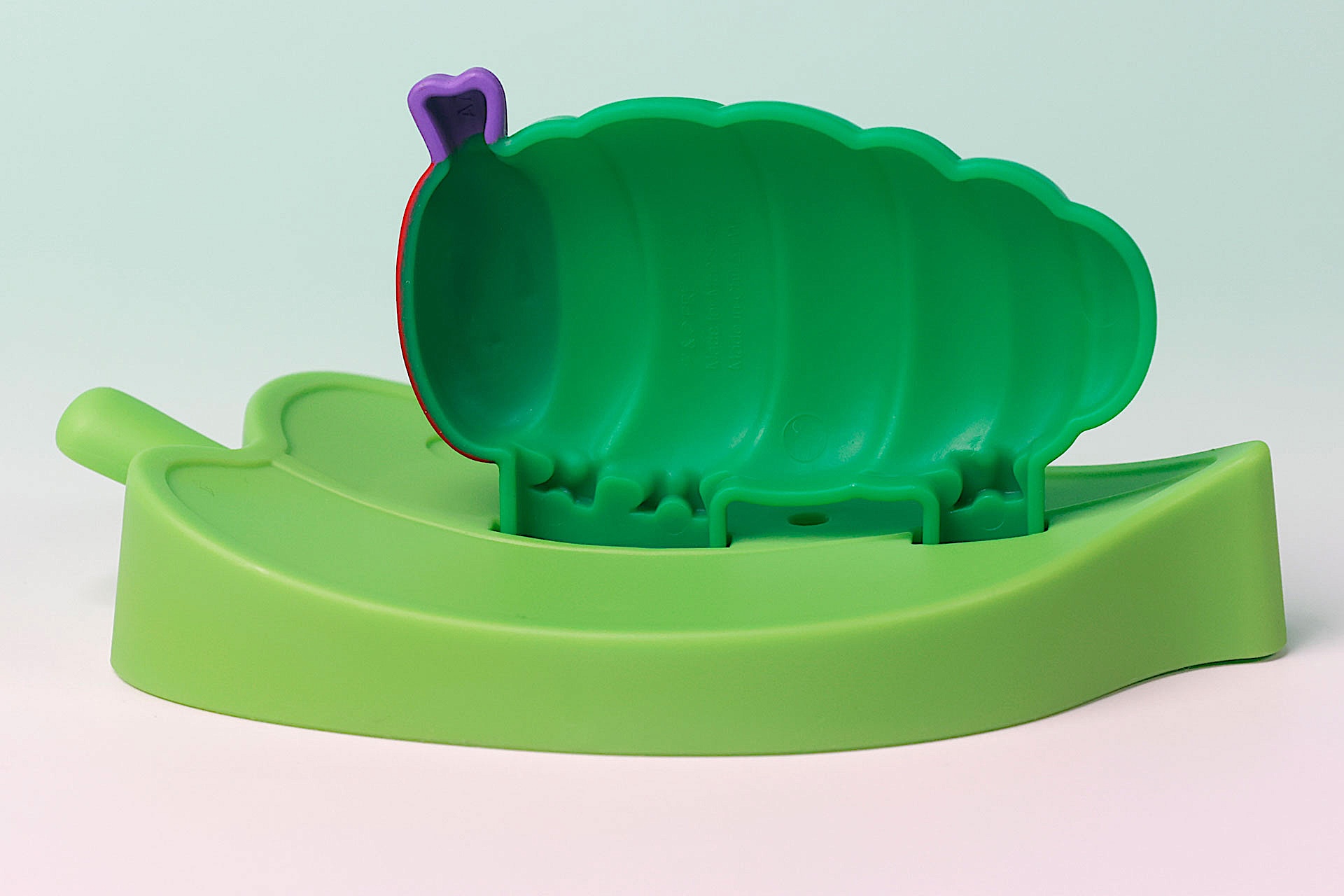 水に浮かべられるような軽さだ