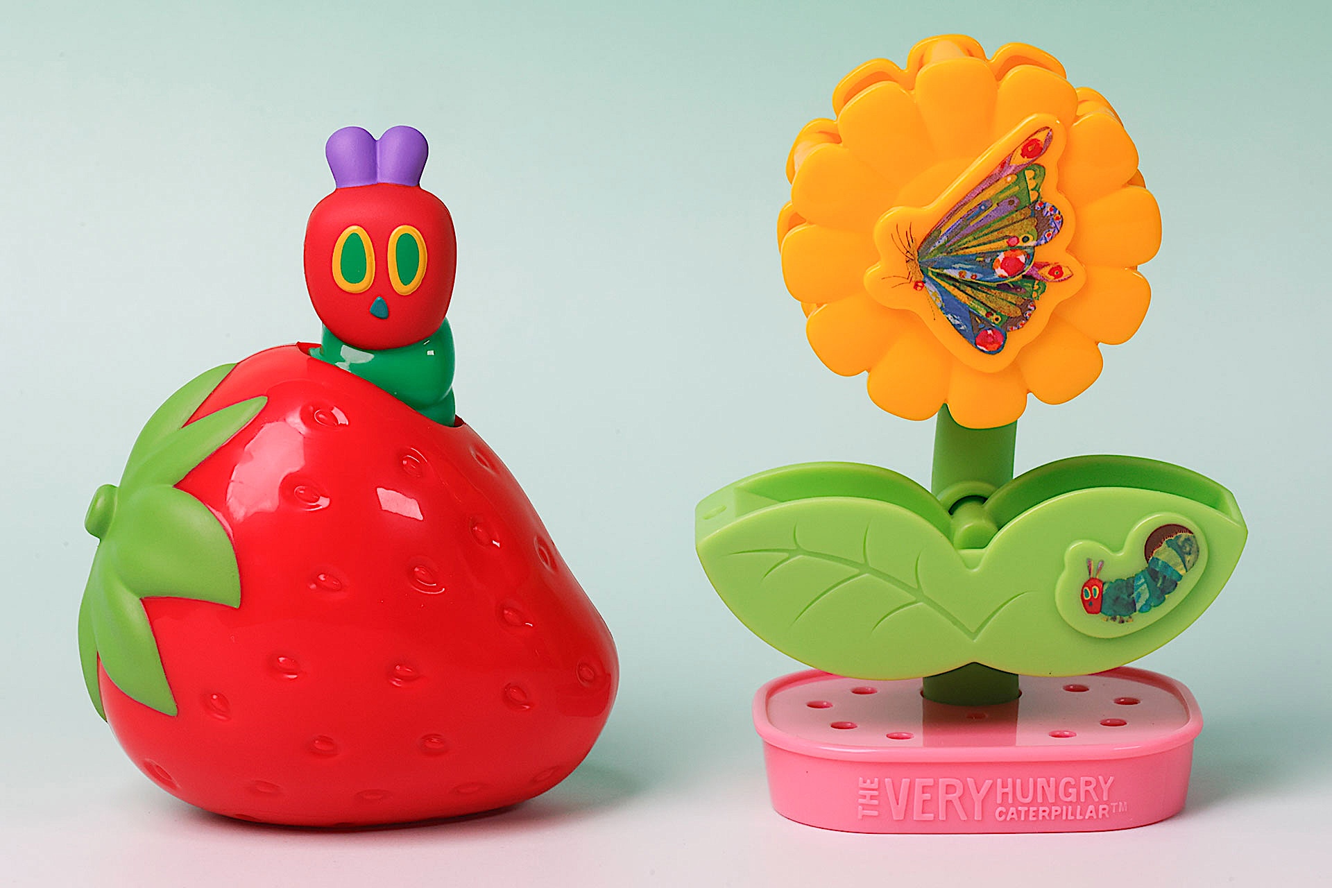 今回は水を使った遊びが楽しめるおもちゃがたくさん用意されている