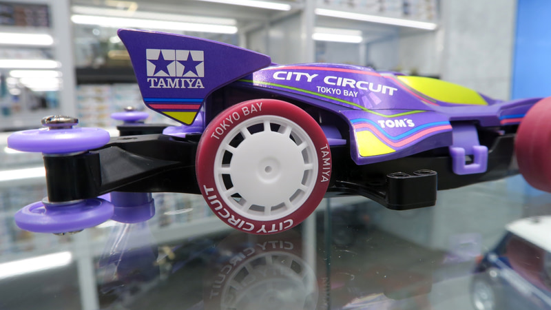 タイヤはホワイトレター入りの特別仕様